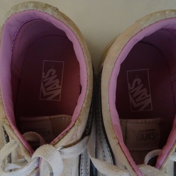 FREE WITH PURCHASE girls/womens pink/blue tie dye vans AS IS - Picture 3 of 6